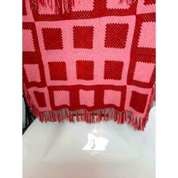 Crochet‎ HandMade  Pink Granny Squares  Burgundy  Throw 55x55 - Picture 6 of 7